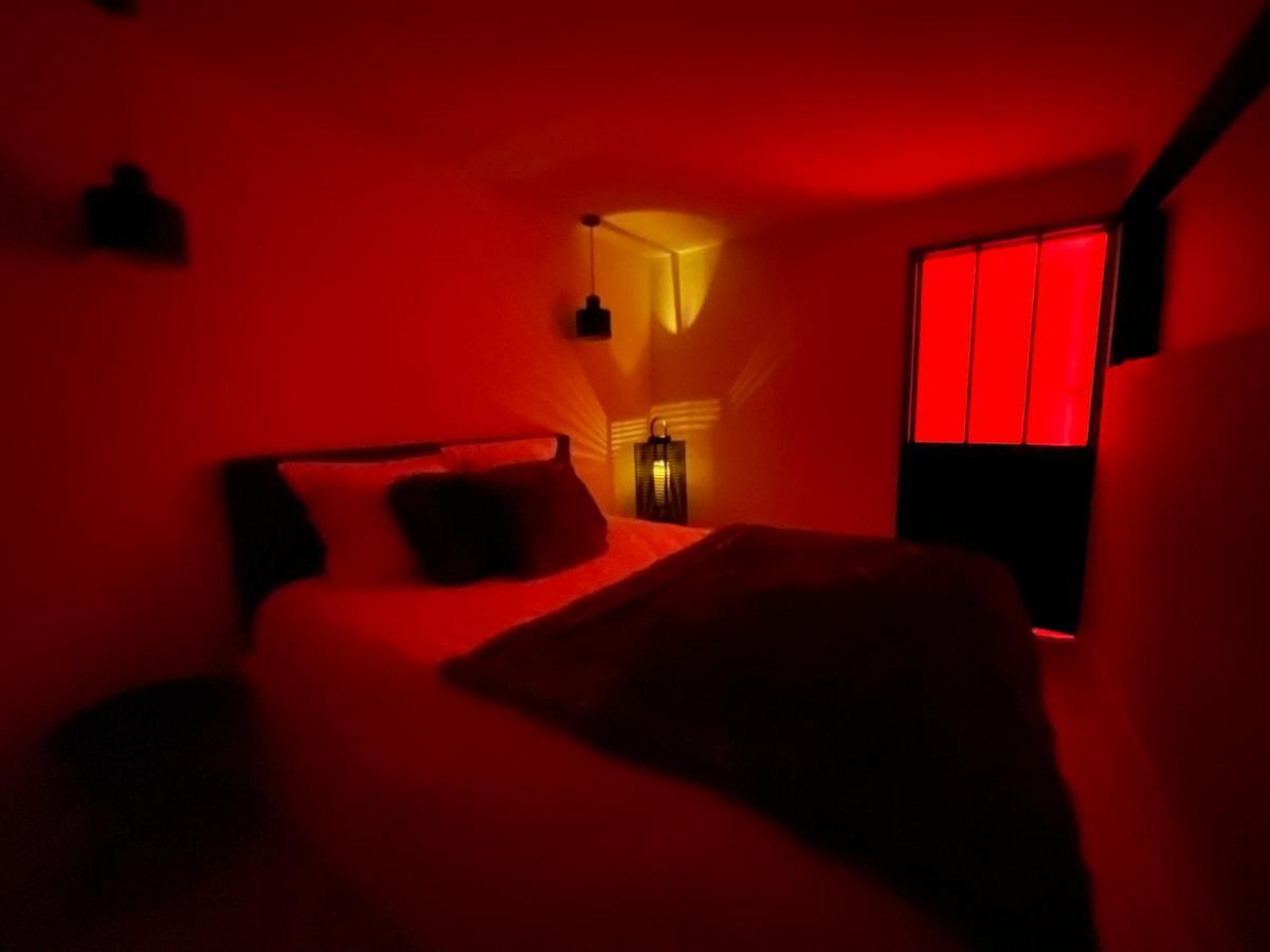 Апартаменты Loft Red Lights Сен-Сиприен Экстерьер фото